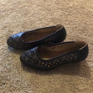 Women's cute anytime shoes